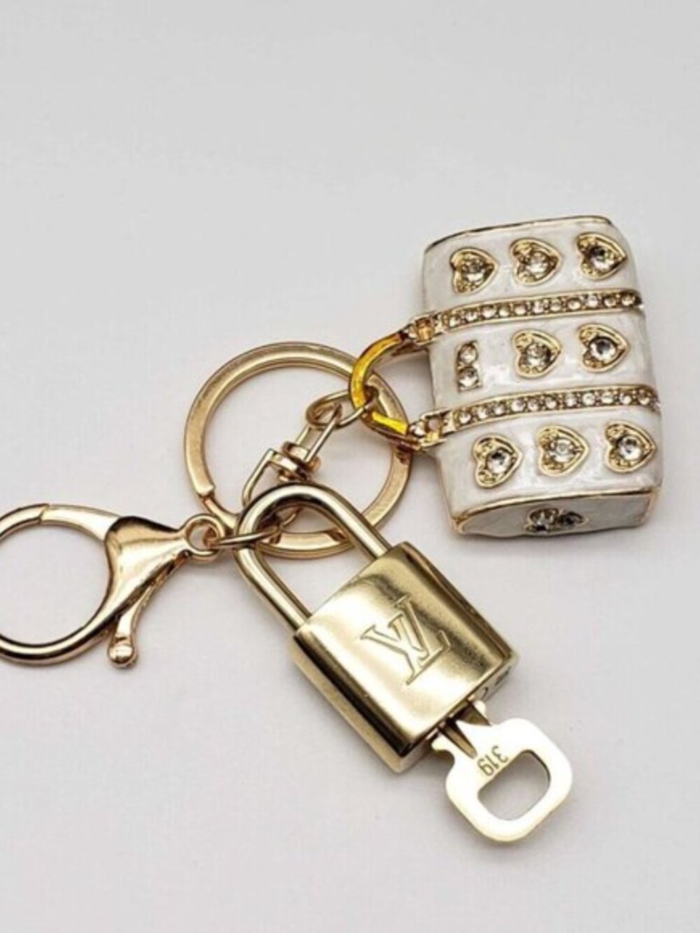 Authentic Louis Vuitton LV Gold Padlock & Key 🔒Unbranded Bag Charm - Picture 7 of 8